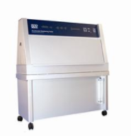 QUV ACCELERATED WEATHERING TESTER Q-LAB