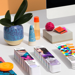 Solid-to-Seven Set Extended Gamut 2015-004S Pantone