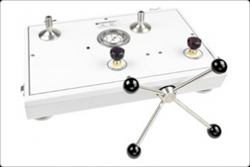 P5513 Pneumatic Pressure Comparator